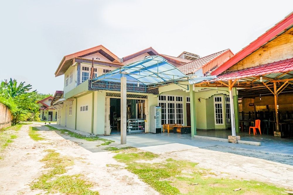 OYO Life 2745 Nabeza House 2 estrellas en Duri