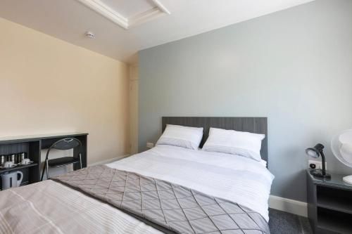 OYO Honeycroft Lodge 3