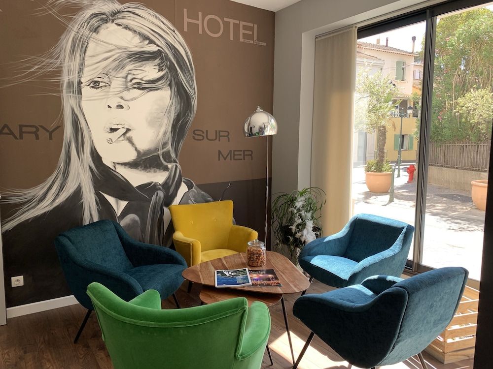 Hôtel Holidays & Work 3 estrelas em Sanary-sur-Mer