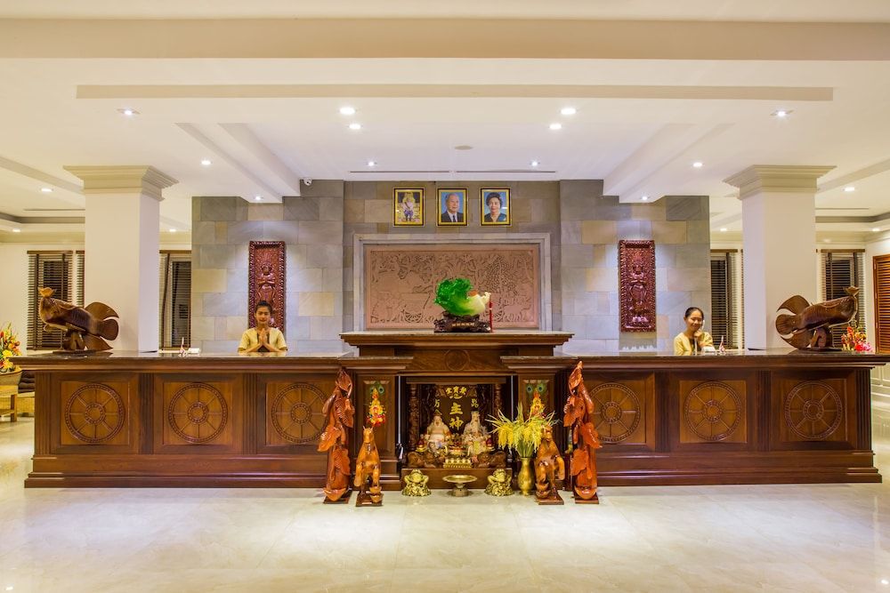 Glorious Hotel & Spa 2