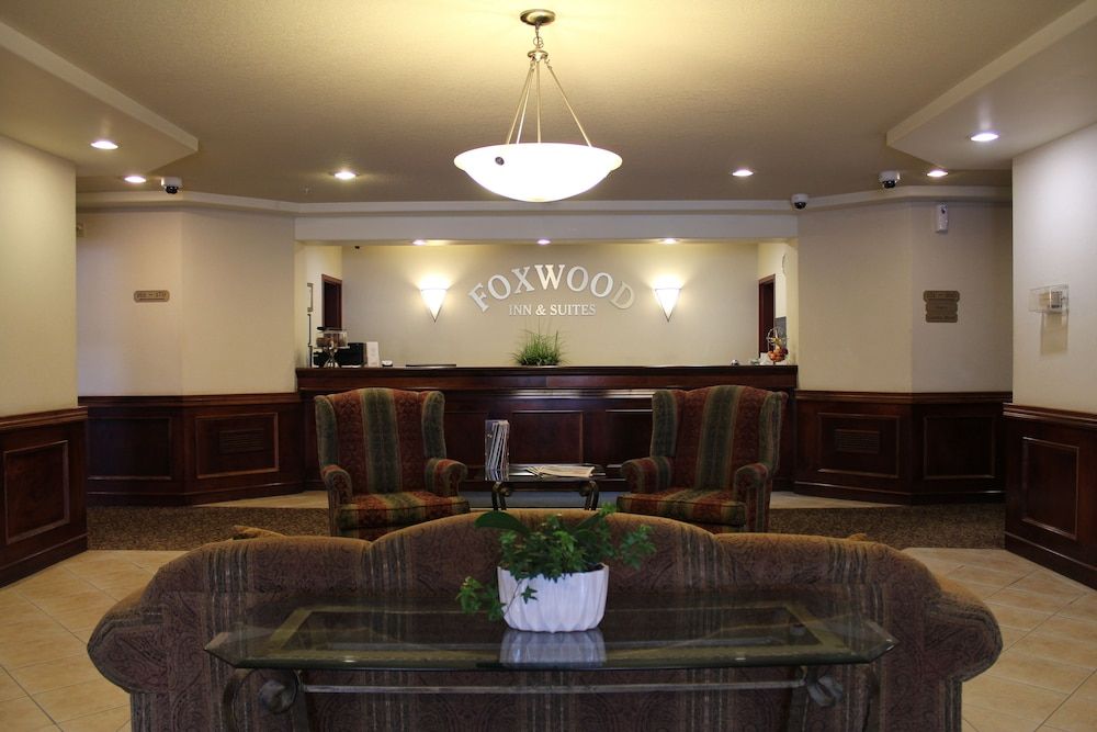 Foxwood Inn & Suites 2