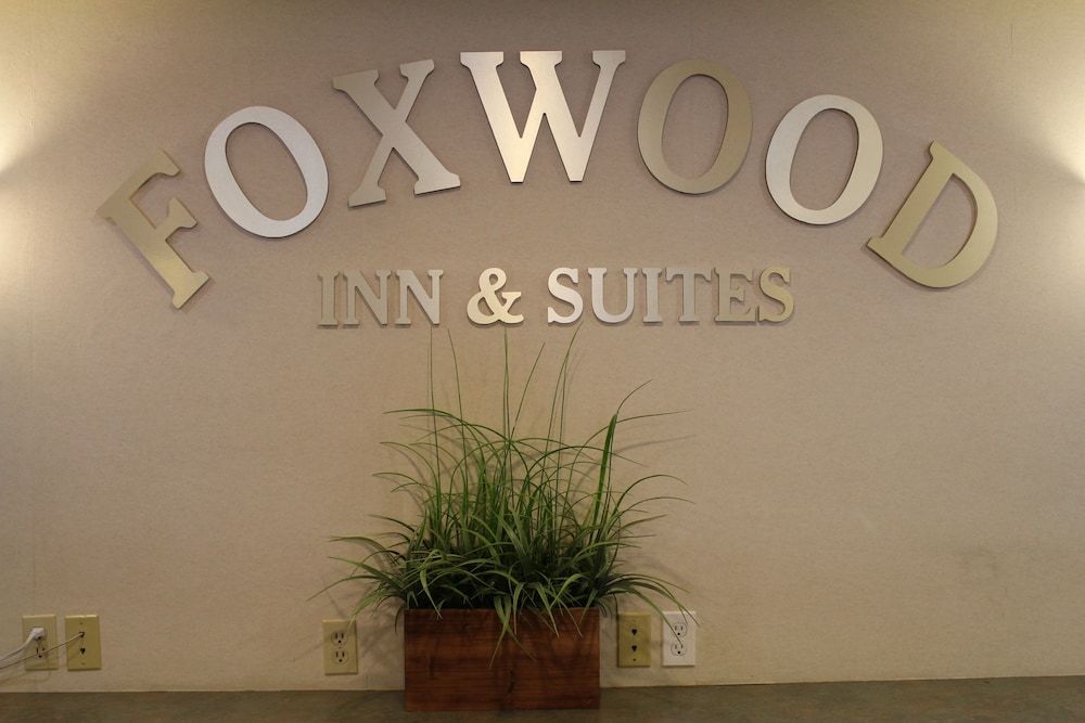 Foxwood Inn & Suites 3