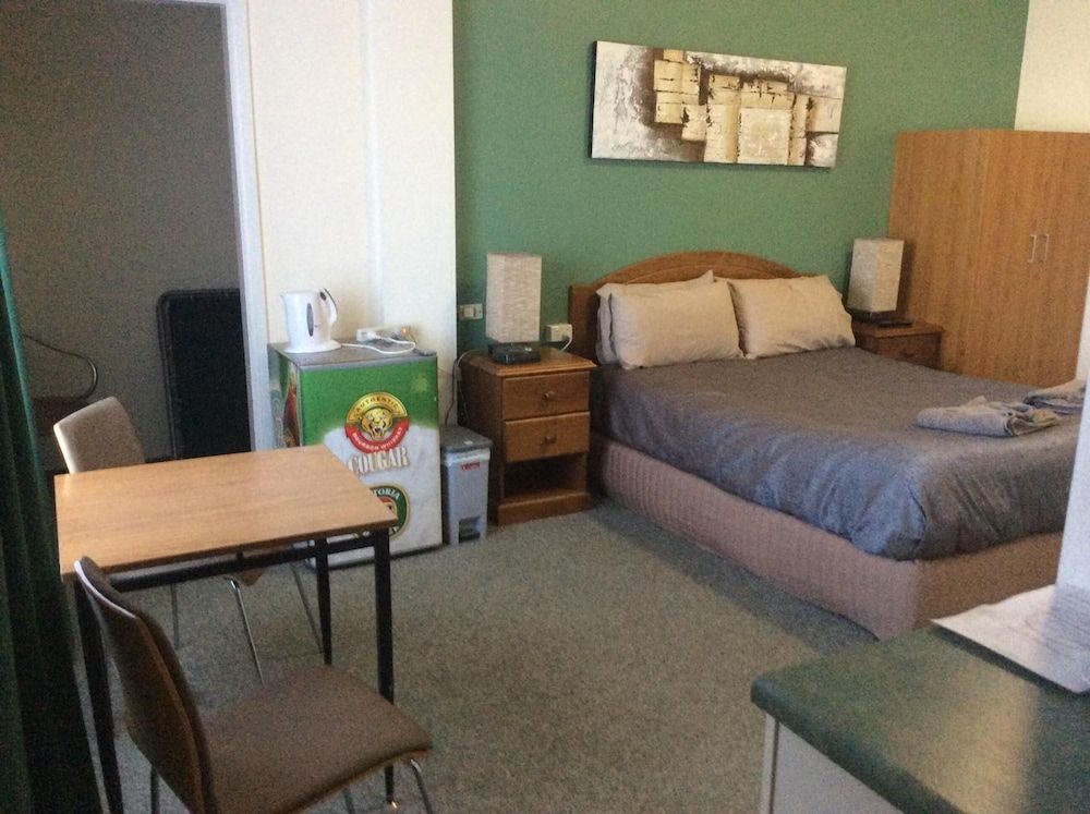 The New Whyalla Hotel 2