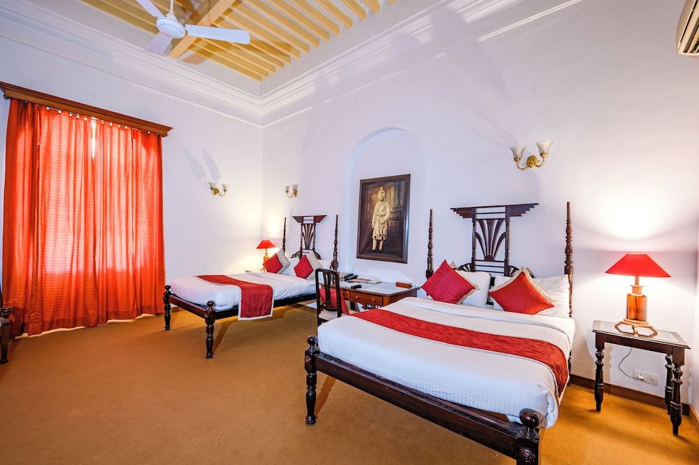 Neemrana's Baradari Palace 2