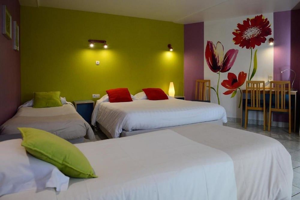 Contact Hôtel - Motel les Bleuets & SPA 3