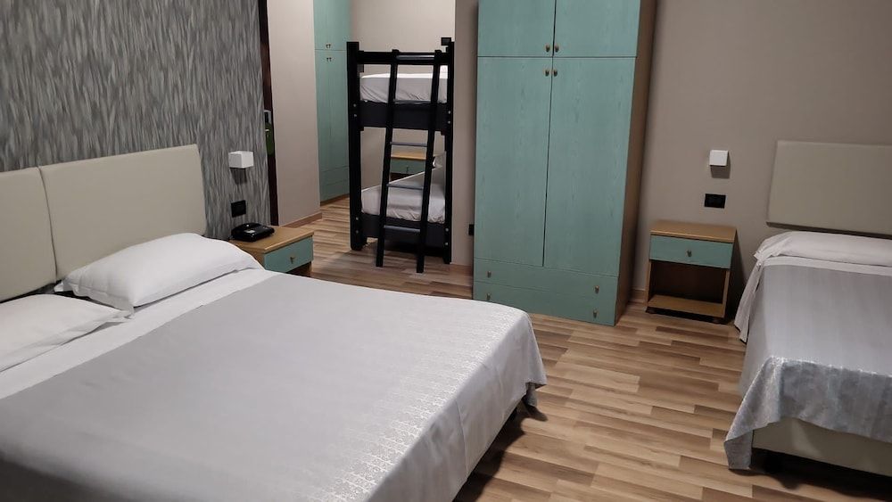 Mediterraneo Palace Depandance 3