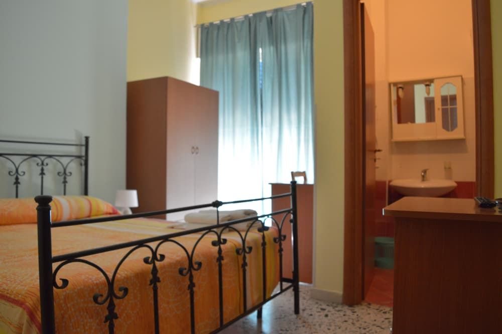 B&B Scalea Rooms 3 estrelas em Scalea