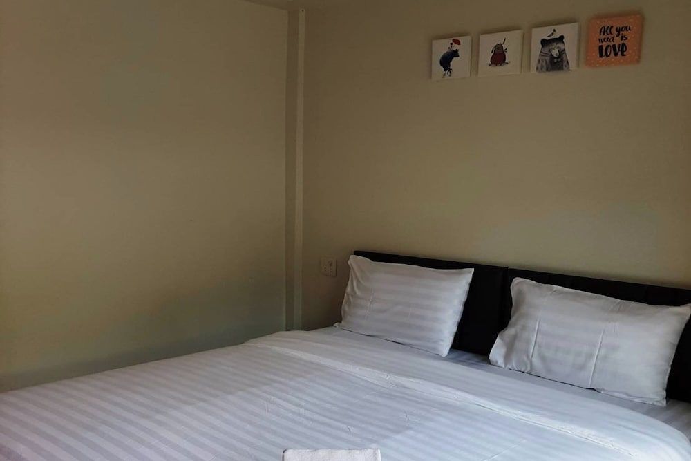 Phenwaree Amphawa Resort 3