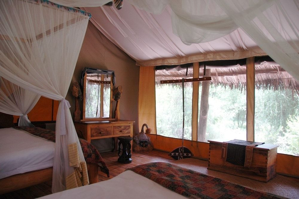 Roika Tarangire Tented Lodge 2
