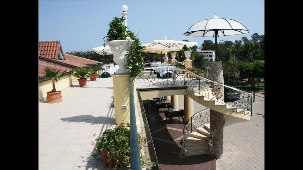 Hotel Miramare 3 estrelas em Corigliano Calabro