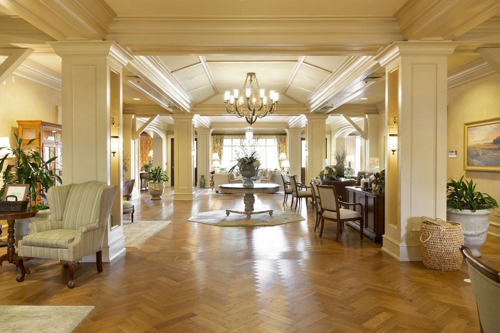 The Inn & Club at Harbour Town 3