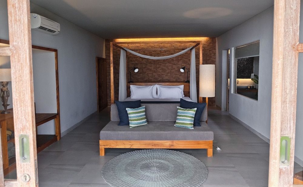 Umadewi Surf & Retreat 2