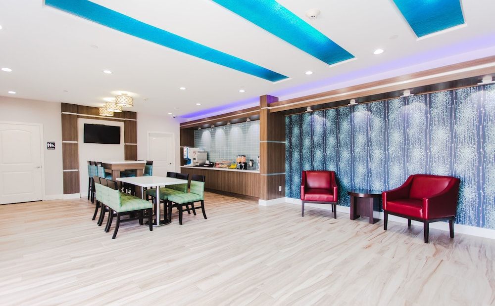 Express Inn - Spring 2