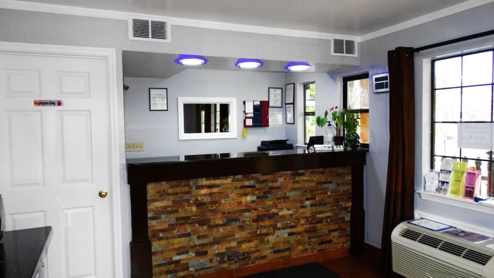 Savannah Inn Savannah I-95 North 2