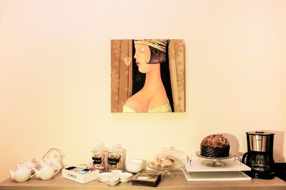 Artistic Charming House 2