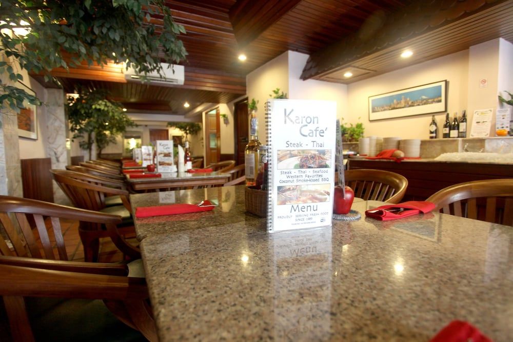 Karon Café Inn 2