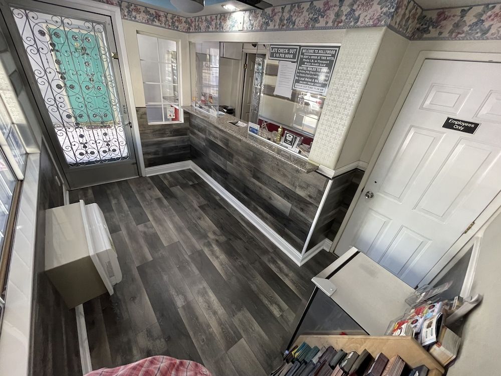 Hollywood Guest Inn 2