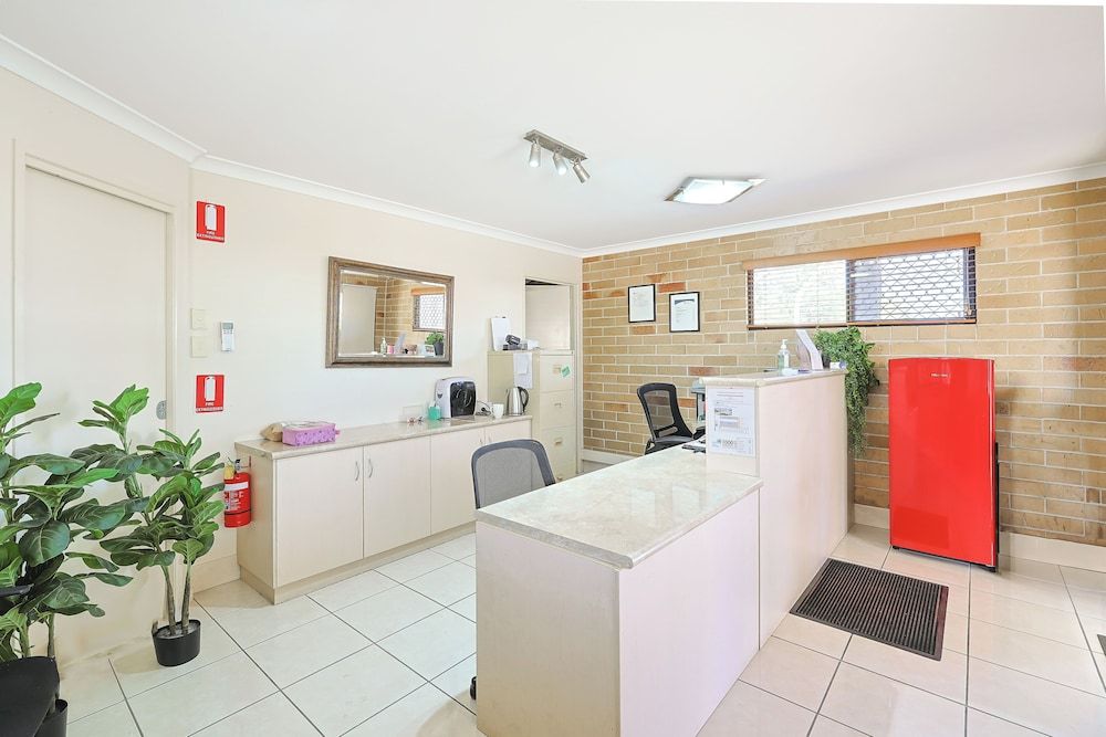 Emerald Central Palms Motel 2