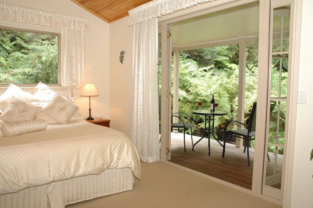 Myers Creek Cascades Luxury Cottages 3