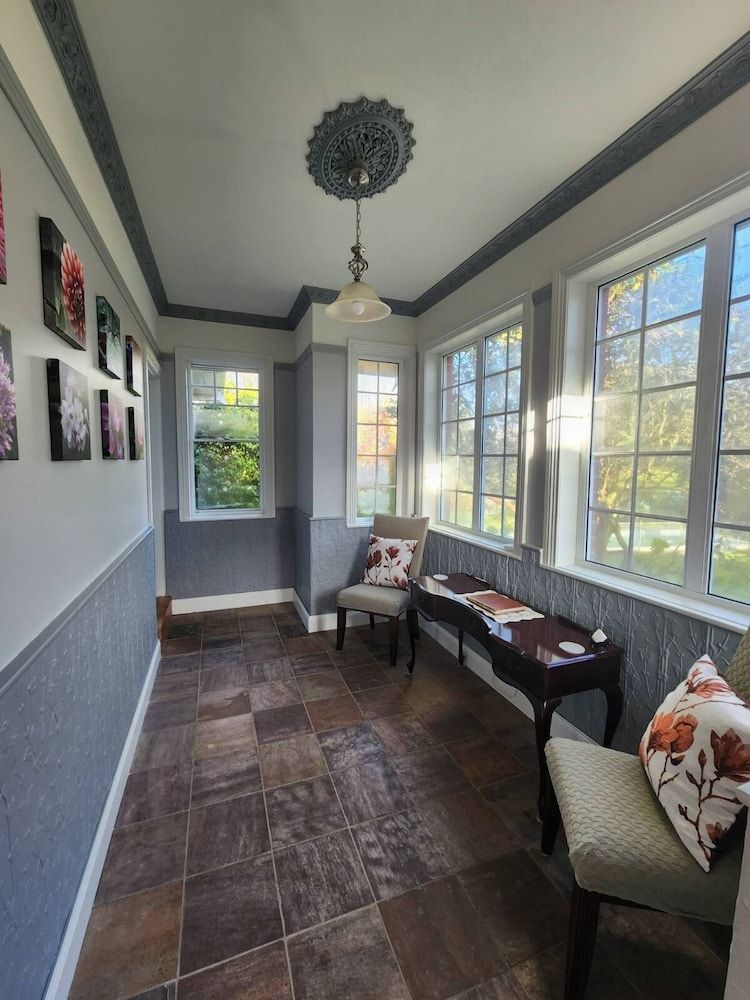 Alexandria Bed & Breakfast 2