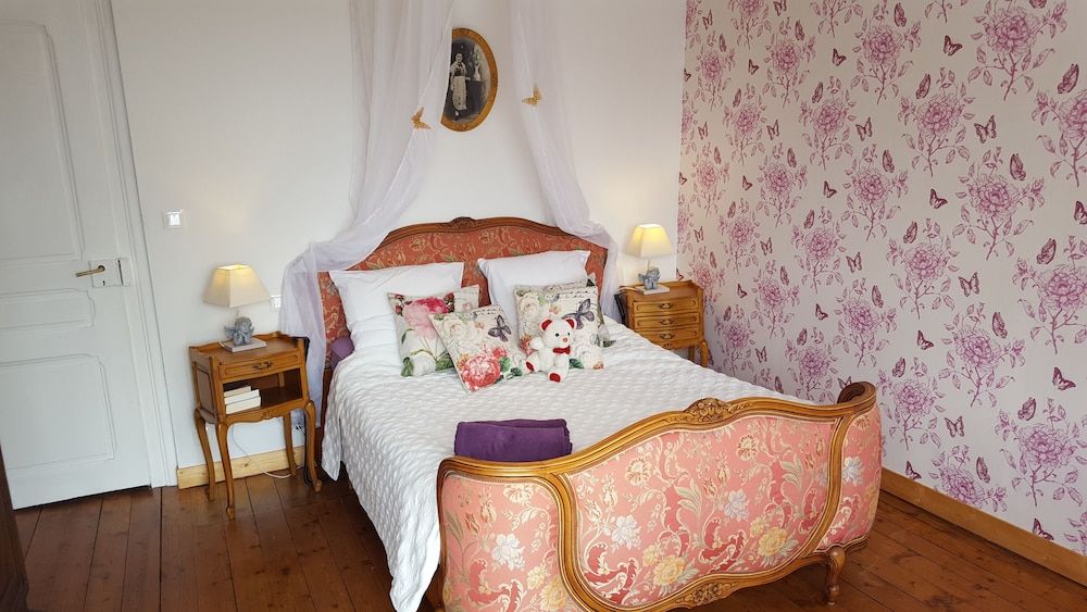 Les iris Chambres D Hôtes 2