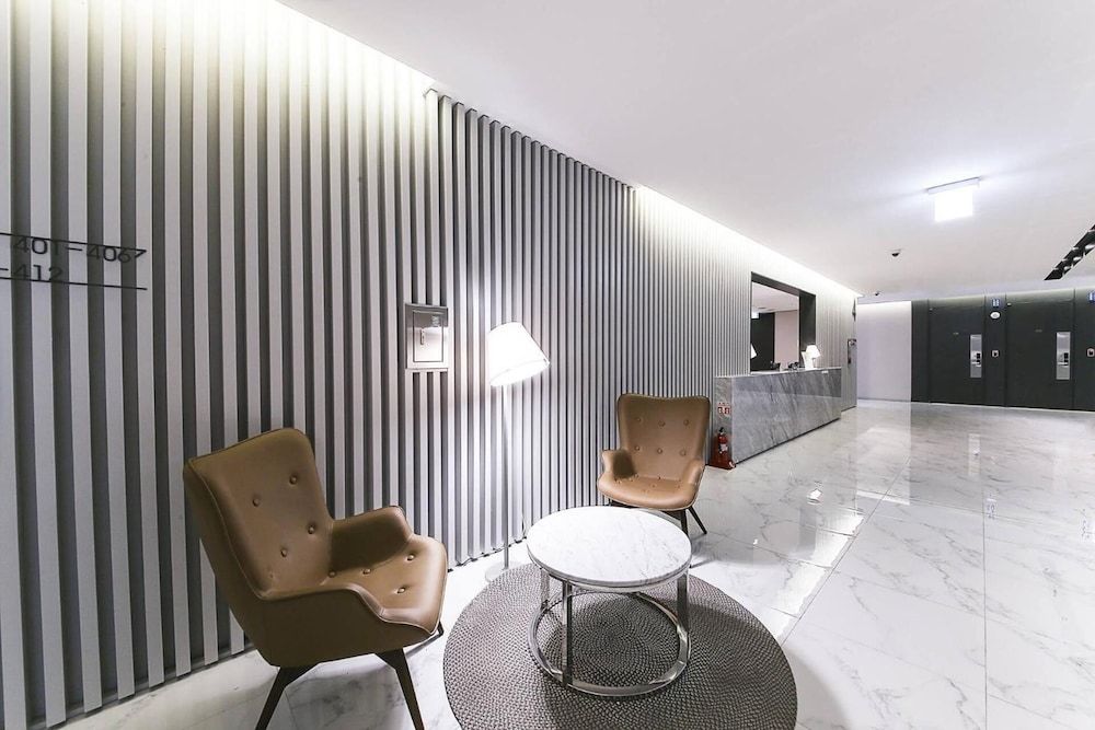 Golden River Hotel 2