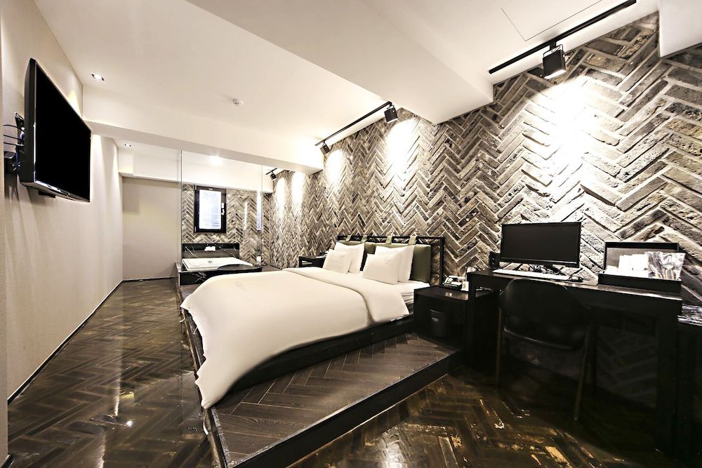 Masan Almond Hotel 3