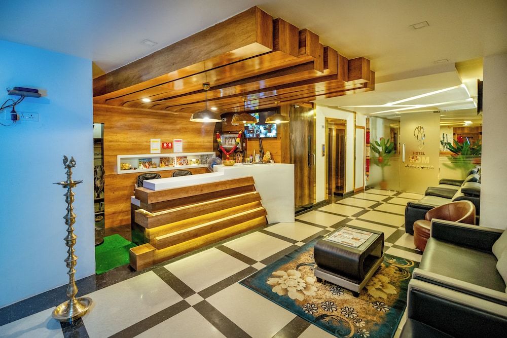 Hotel SDM Golden Tower 3