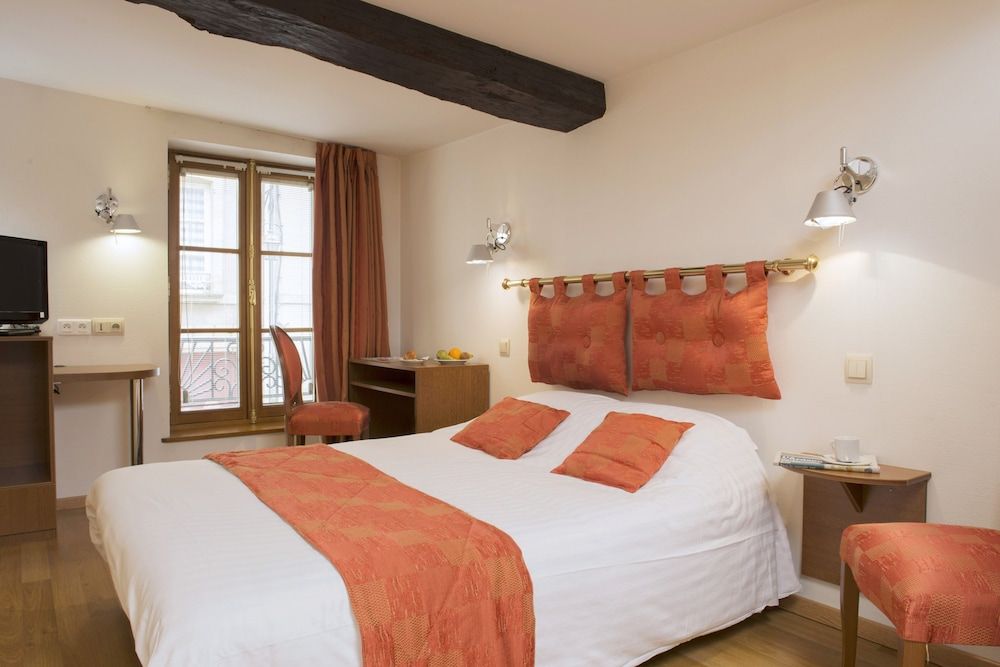 Le Saint-Michel 2 estrelas em Sedan