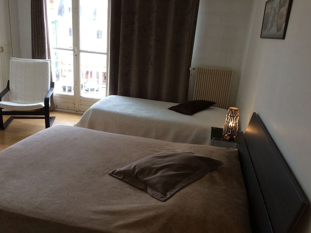 Hôtel De La Poste 3