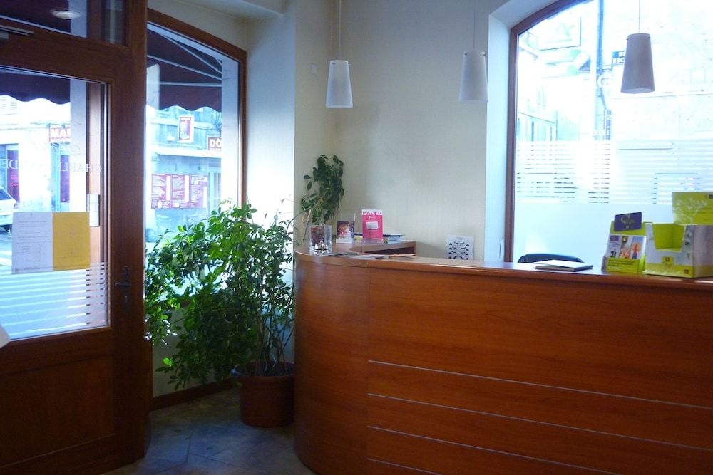 Appart Hôtel Charles Sander 2