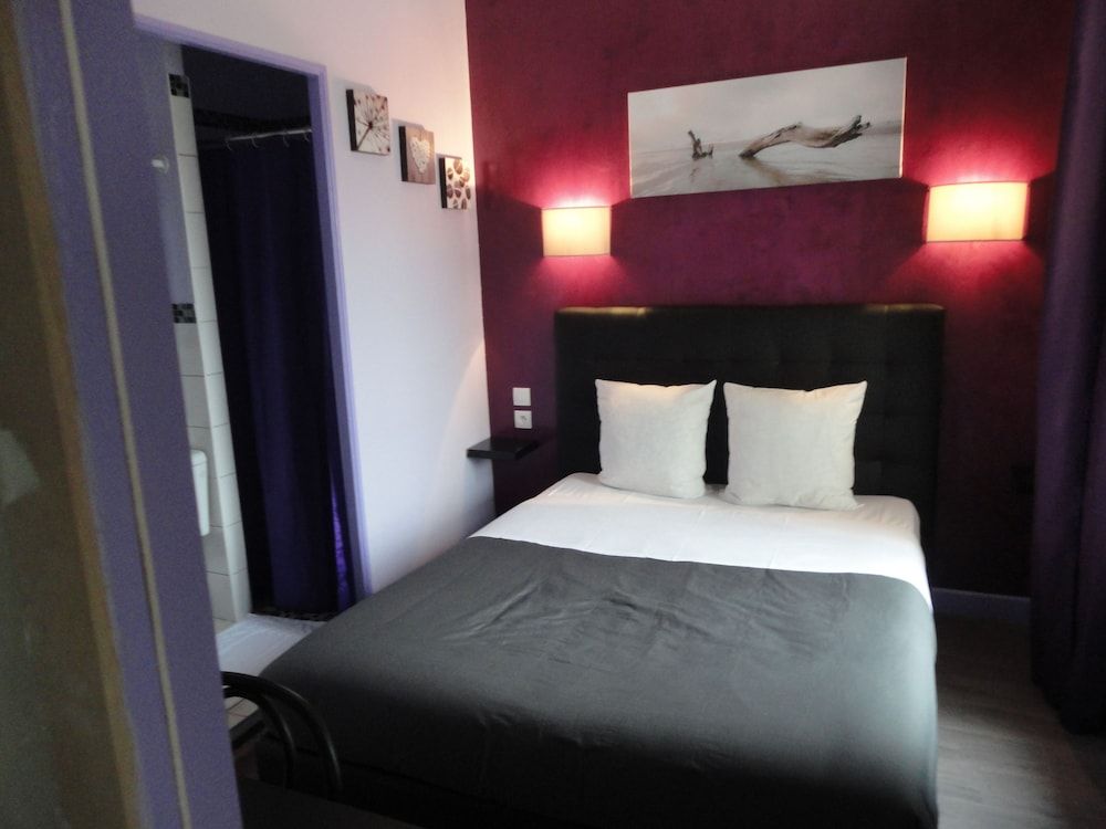 Hôtel des Deux Gares 3