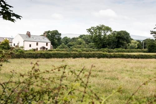 Stanley Lodge Farmhouse 2