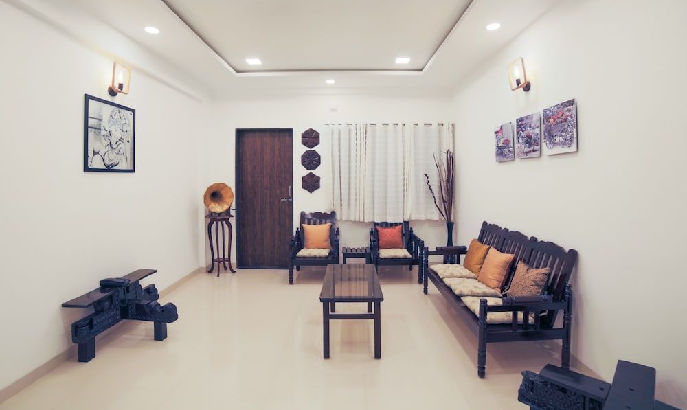 Treebo Chalets, Nagpur Airport 3