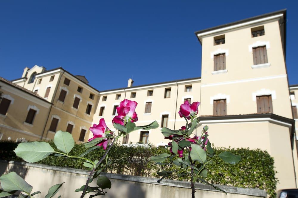 Hotel Villa Scalabrini 1