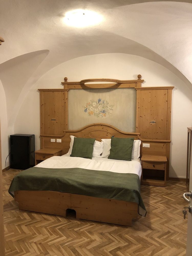 Albergo Alla Costa 3