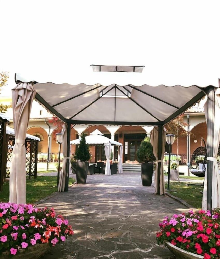 Hotel Ristorante Gallo D'Oro 1