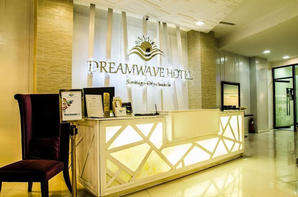 Dreamwave Hotel Santiago City 2