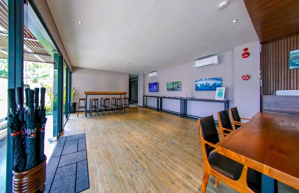 Meridian Adventure Marina Club & Resort 2