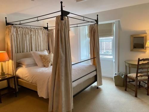 The Royal Hotel 3 estrelas em Crieff