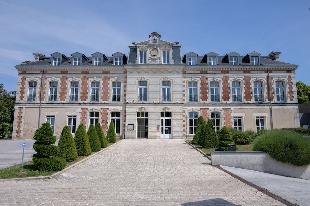 Hôtel & Spa du Château 3 estrelas em Lagord