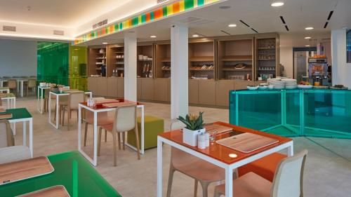 Corbie Lommel Ring 1