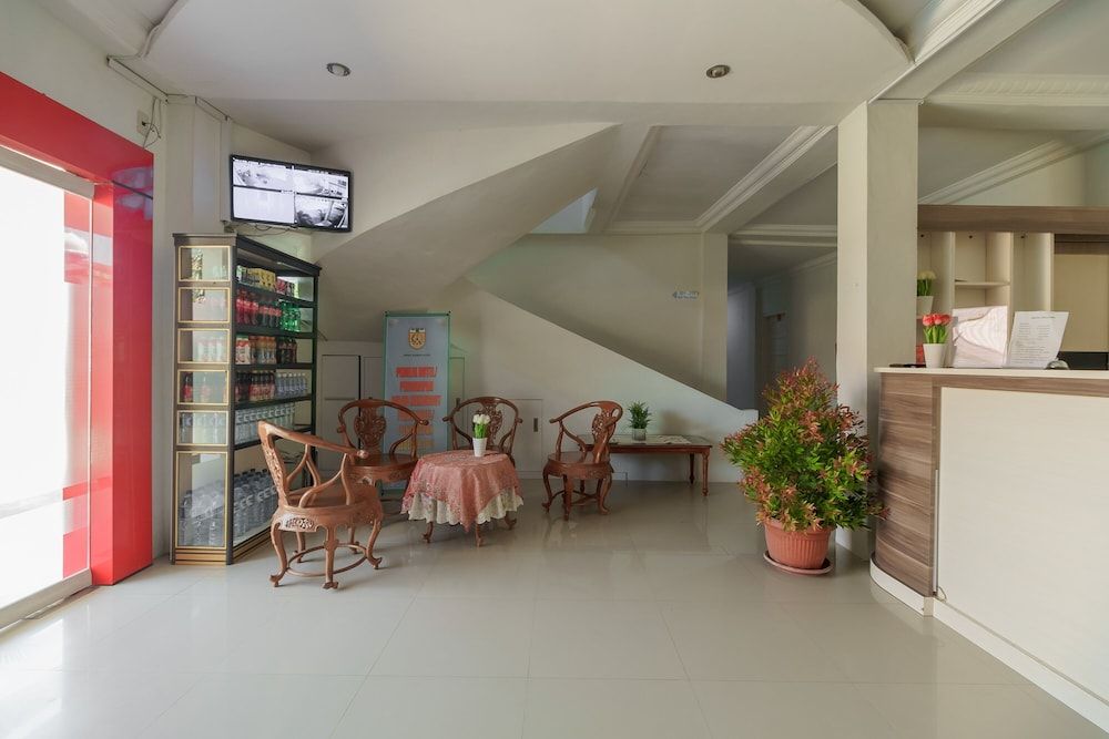 RedDoorz Syariah @ Panglima Nyak Makam Aceh 2