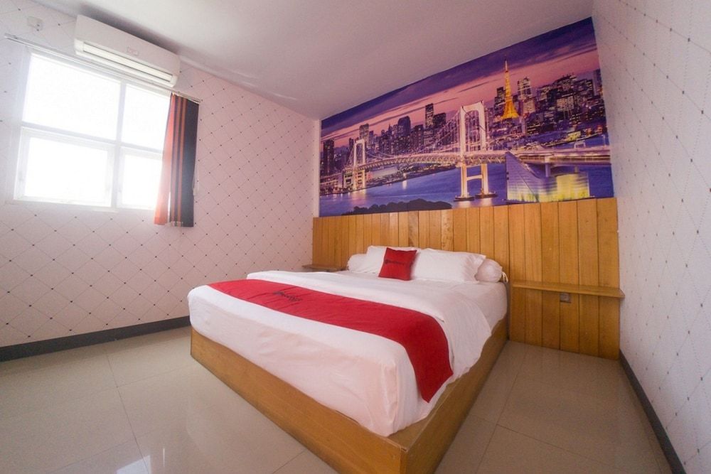 RedDoorz Plus Syariah @ Pentadio Gorontalo 3