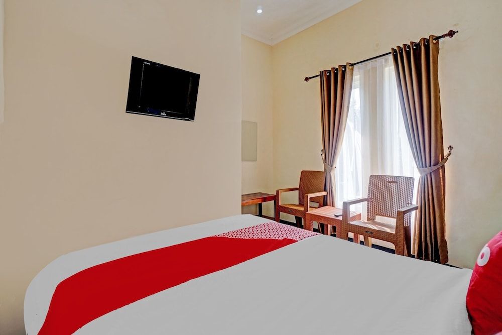 OYO Life 90472 Villa Dua Dua 2 estrellas en Batu