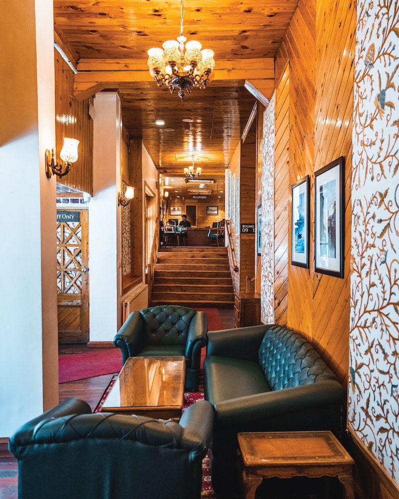 Hotel Heevan Retreat 2