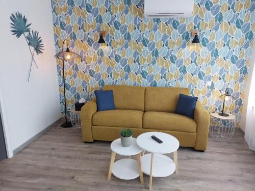 Logis Loire Hotel - Les Cocottes Restaurant 2