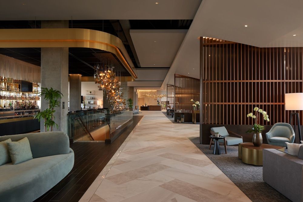 The Watermark Hotel 2