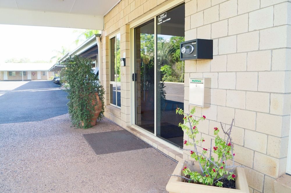 Jacaranda Country Motel 2