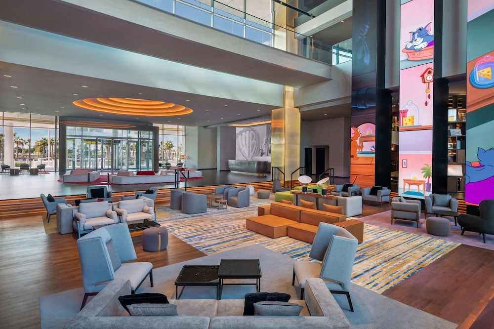 The WB Abu Dhabi, Curio Collection by Hilton 3
